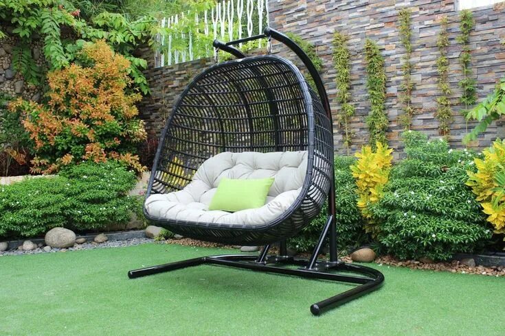 Качалка для дачи фото San Juan Outdoor Black & Beige Hanging Chair