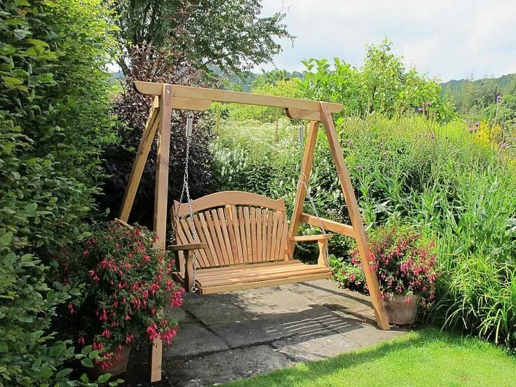 Качели на садовом участке фото Tranquillity Oak Fan Back Swing Seat Garden seating, Garden swing seat, Backyard