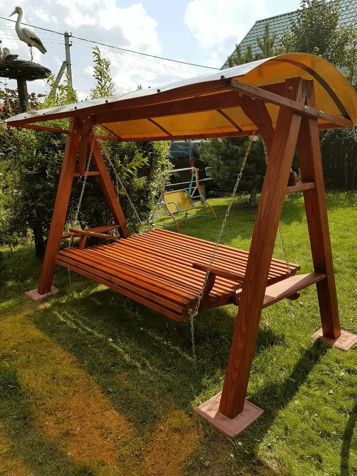 Качели с крышей своими руками фото 40 Amazing DIY Project Pallet Swing Design Ideas - Engineering Discoveries Garde