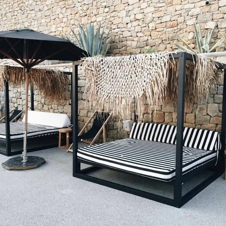 Качели в стиле лофт Day beds all day Outdoor bed, Diy garden furniture, Outdoor rooms