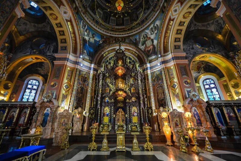 Качественные фото в храмах Our Lady of Kazan Church, Irkutsk Stock Image - Image of lamp, crosses: 35076729