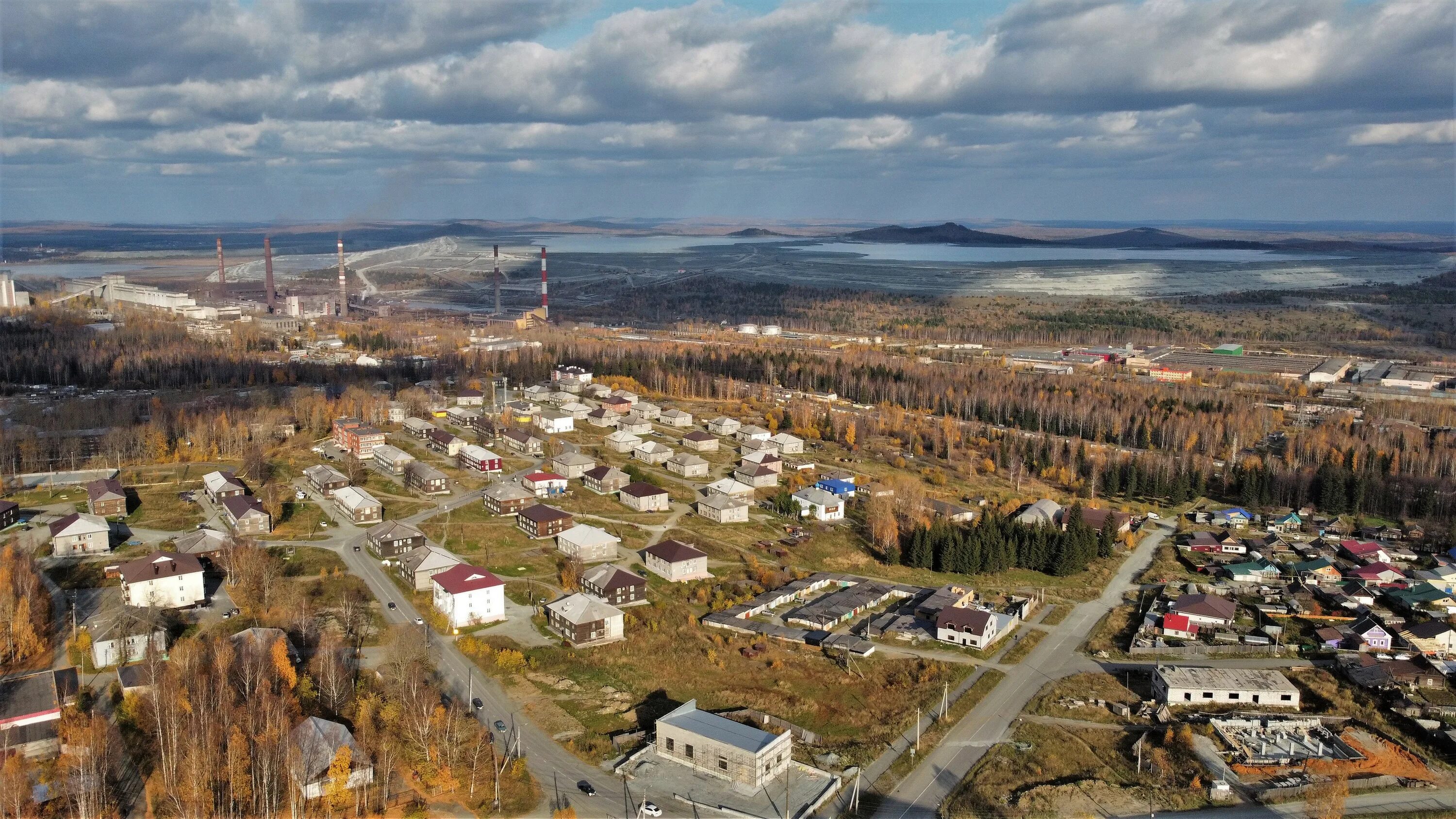 Качканар свердловская область качканарский городской округ фото Файл:Aerial photographs of Kachkanar-26.jpg - Википедия