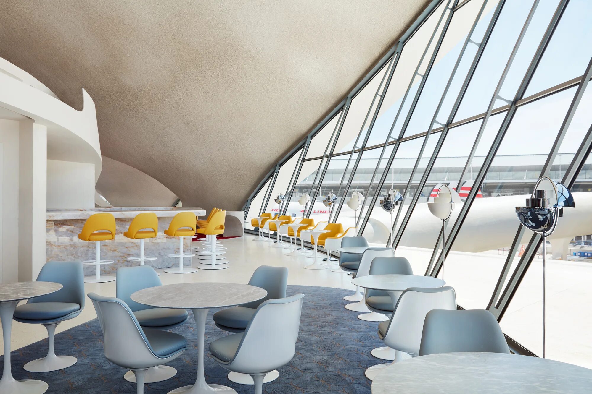 Кафе аэропорт фото Gallery of JFK's Iconic TWA Terminal Reopens as Vintage Hotel by Beyer Blinder B