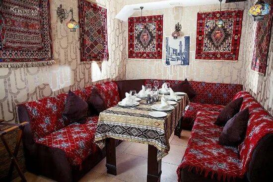 Кафе баку черкесск фото Интерьеры второго этажа - Picture of Fisincan Restaurant, Baku - Tripadvisor