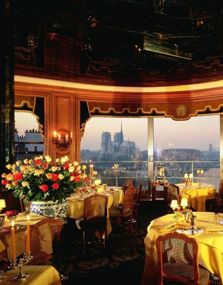 Кафе capitaine в париже фото Épinglé sur Ambiance La tour d'argent, Paris visite, Restaurant parisien