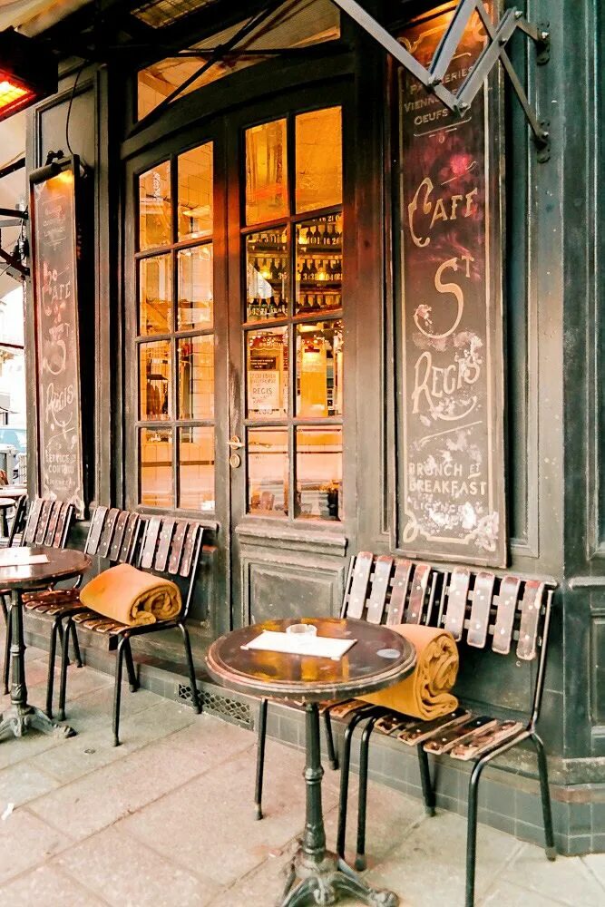 Кафе capitaine в париже фото Paris Itinerary: 8 Things You Absolutely Cannot Miss - ckanani Paris cafe, Paris