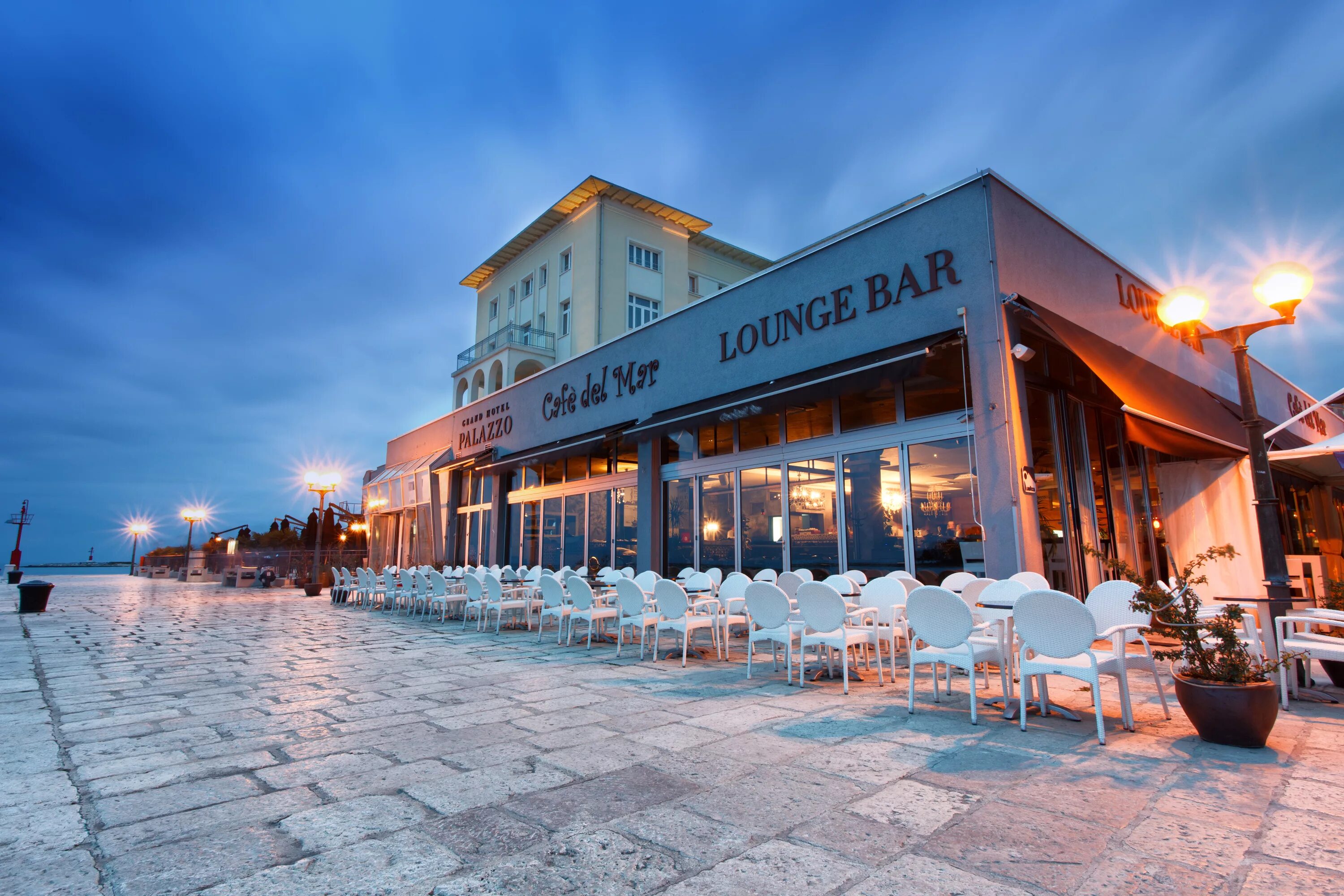 Кафе дель мар ибица фото Café del Mar Bars and pubs in Porec, Croatia