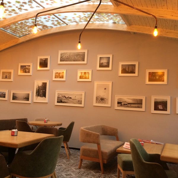 Кафе холл фото Photos at Hall Cafe - Cevizlik - İstanbul, İstanbul