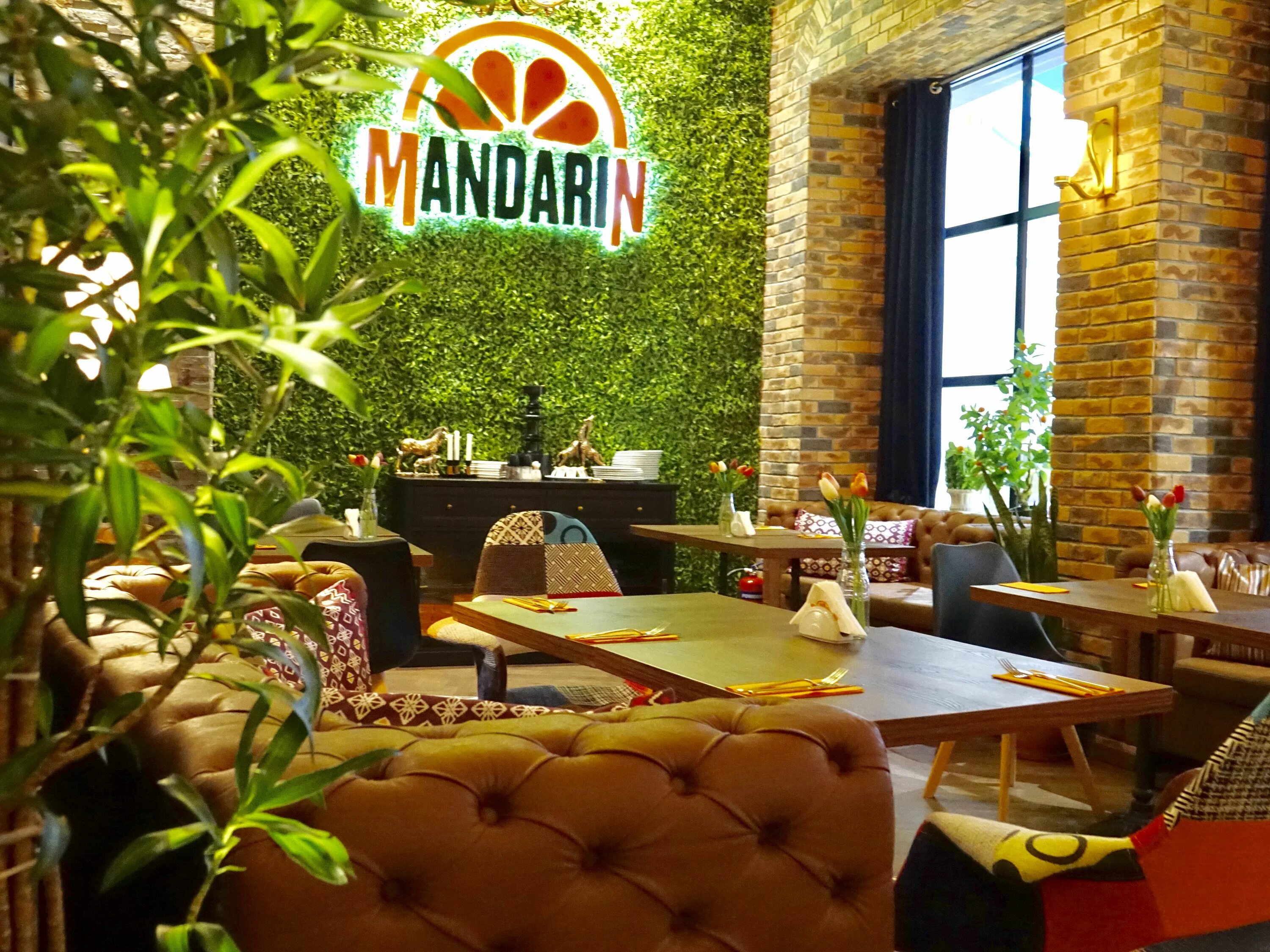 Кафе мандарин фото "Mandarin" Restaurant.Turkmenistan.Ashgabat #mandarinrestauranttm Mandarins, Con