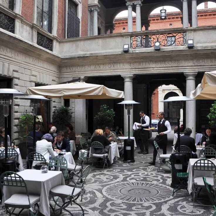 Кафе милан фото The 10 best restaurants in Milan Milan italy, Italy vacation, Milan restaurants