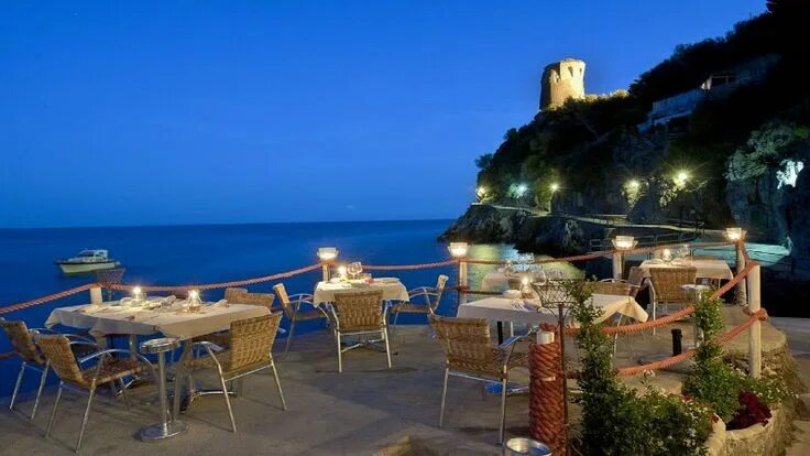 Кафе море фото AMALFI COAST - A ROMANTIC NEAST ON THE SEA: LA PRAIA UPDATED 2018 - TripAdvisor 