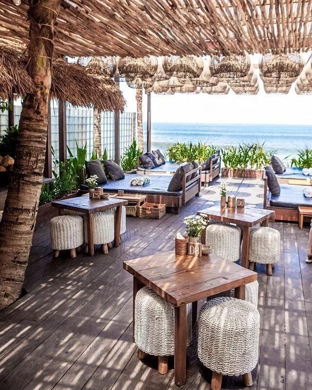 Кафе на пляже фото Pin by bohoasis on Boho Decor Outdoor restaurant, Beach lounge, Restaurant desig