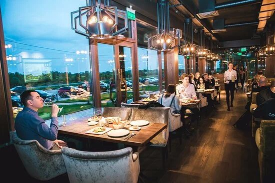 Кафе нижний новгород фото Интерьеры первого этажа - Picture of Novo Restaurant, Nizhny Novgorod - Tripadvi