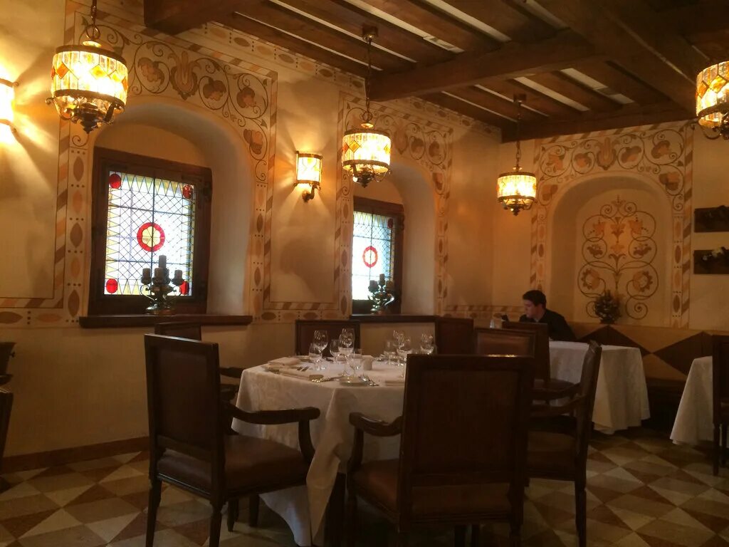 Кафе пскова фото Restoran Trapeznyye palaty, restaurant, Russia, Pskov, ulitsa Nekrasova, 1Б - Ya