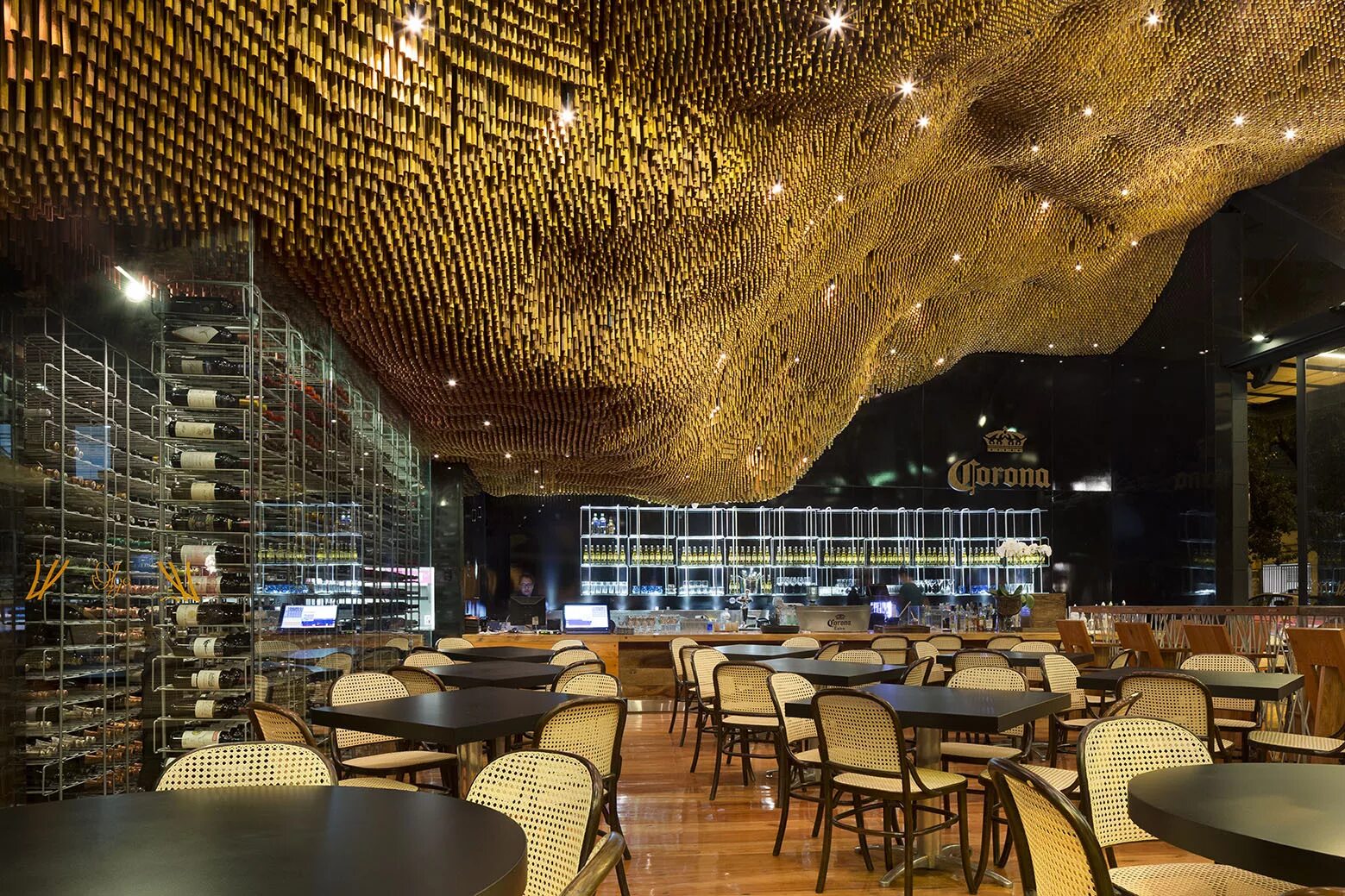 Кафе с интересным интерьером в москве Olga Nur Restaurant / Arquitetos Associados ArchDaily