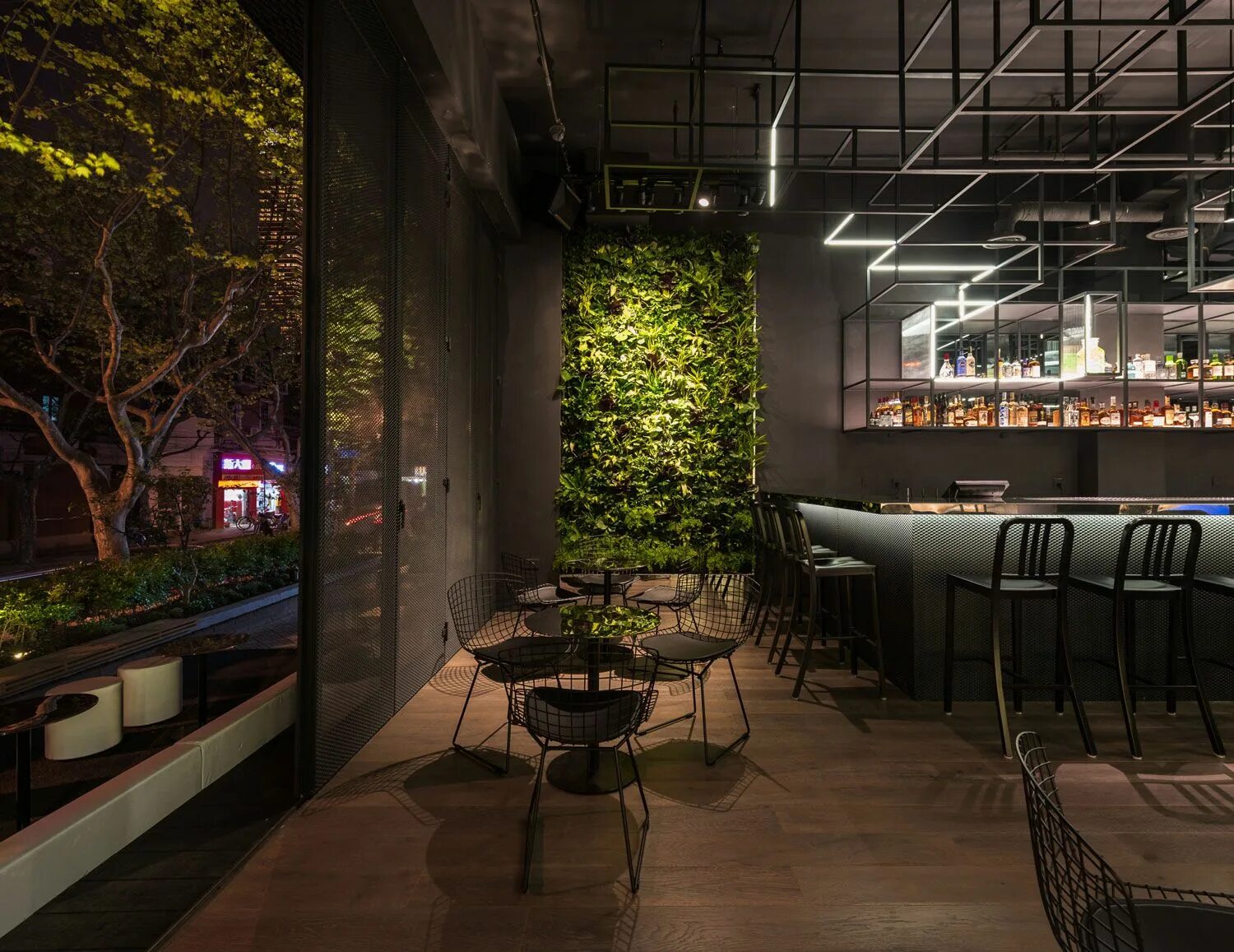 Кафе с интересным интерьером в москве Botanist Cocktail Bar in Shanghai by Alberto Caiola Yellowtrace Bar interior, Re