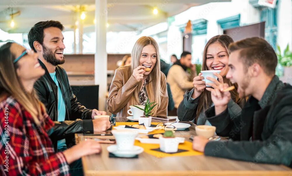 Кафе сидим фото Friends group drinking cappuccino at coffee bar - People talking and having fun 