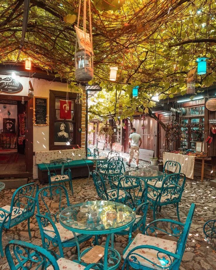 Кафе стамбул советская ул 165а фото Arasta Bazaar - Boncuk coffee -Safranbolu // photography by Saúl Aguilar - Paris