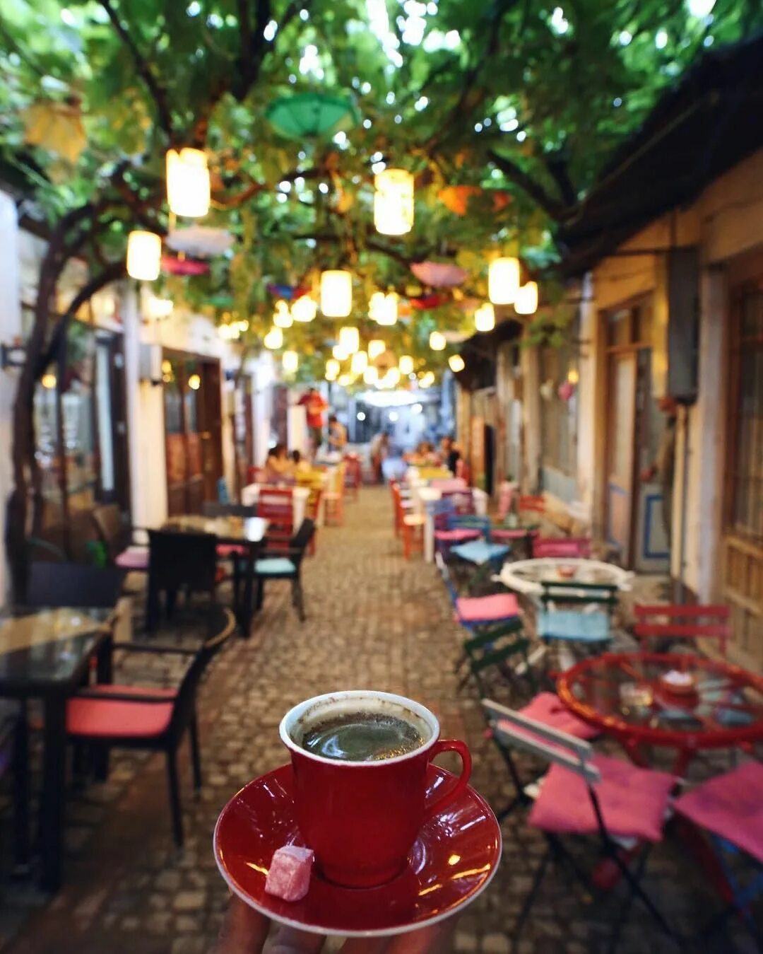 Кафе стамбул советская ул 165а фото A glass of delicious Turkish Tea (place:Selfie Cafe Istanbul Turkey in 2019 Coff