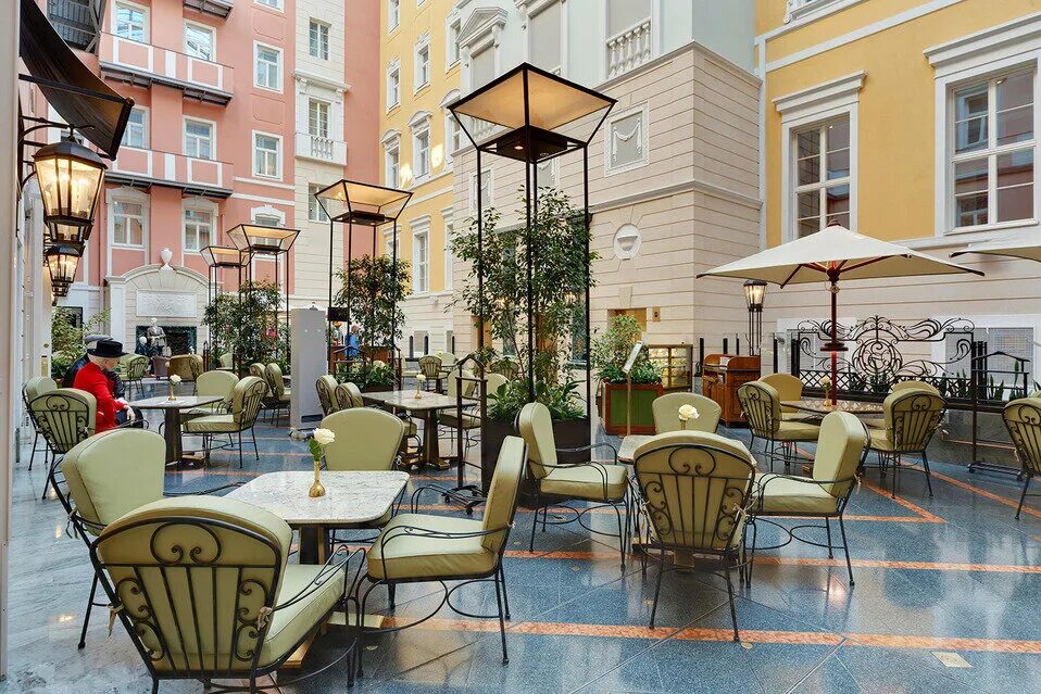 Кафе центральный район фото Mezzanine, cafe, Russia, Saint Petersburg, Tsentralny rayon, Mikhaylovskaya Stre