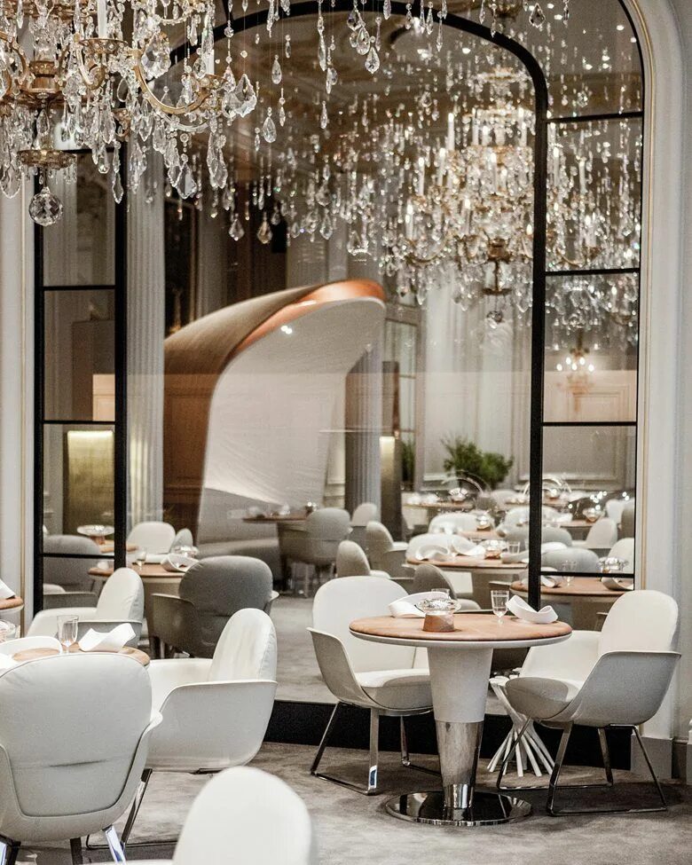 Кафе в москве с красивым интерьером View full picture gallery of Alain Ducasse Au Plaza Athénée Restaurant interior,