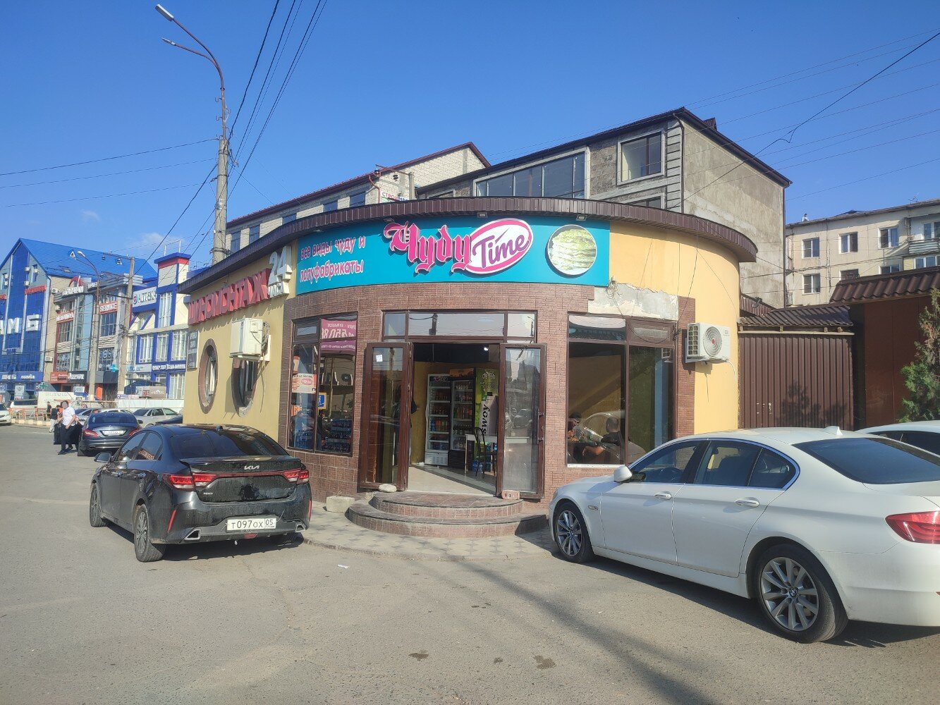 Кафе ястреб на акушинского в махачкале фото Чуду time, cafe, Makhachkala, Ali-Gadzhi Akushinskogo Avenue, 367 - Yandex Maps