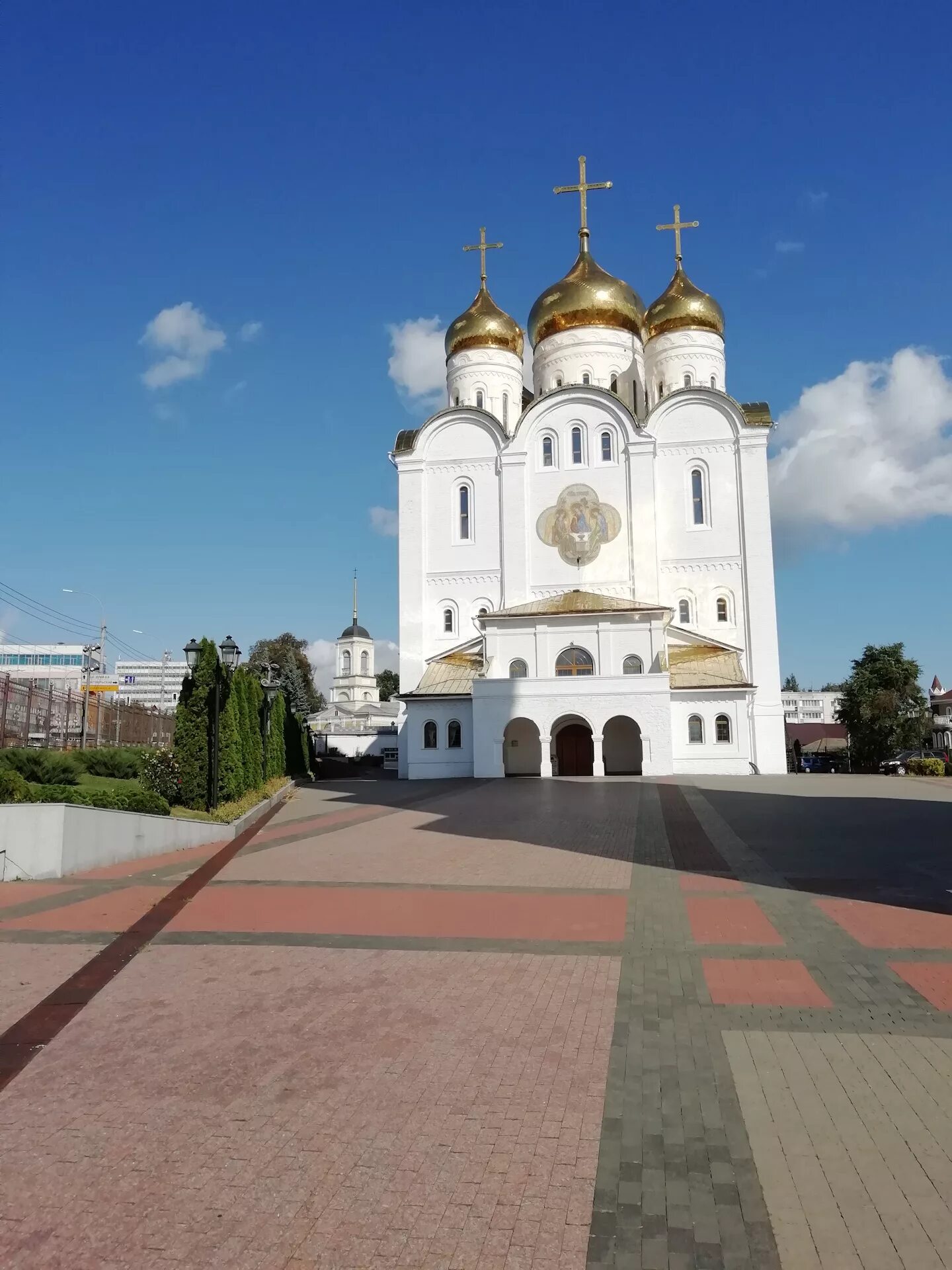 Кафедральный собор брянск фото Брянский кафедральный собор во имя святой троицы - DRIVE2