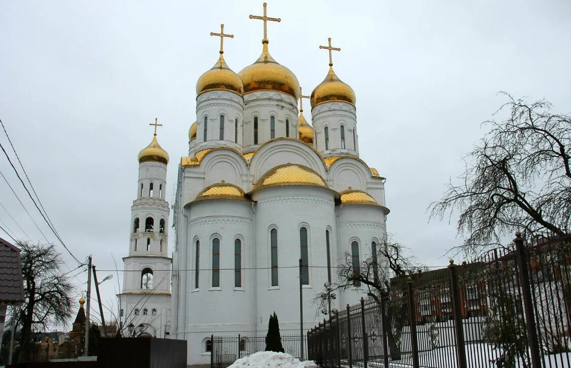 Кафедральный собор брянск фото Кафедральный собор Троицы Живоначальной, Брянск (Брянск, город), фотография. фас