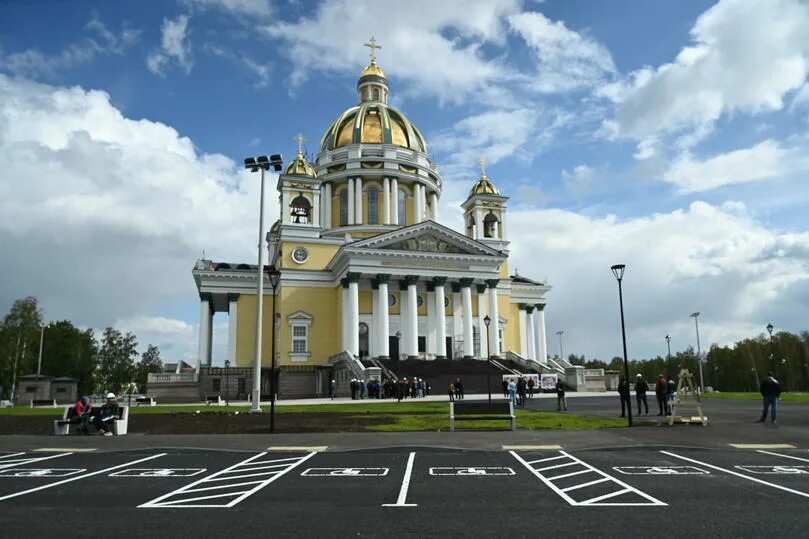 Кафедральный собор челябинск фото Алексей Текслер посетил несколько мест в Челябинске, где идут работы по благоуст