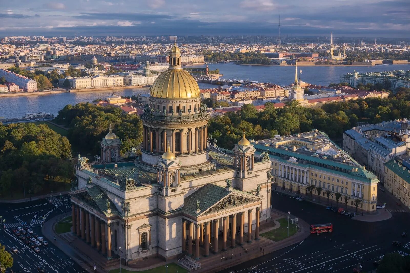 Кафедральный собор санкт петербург фото Индивидуальная экскурсия Соборы СПб