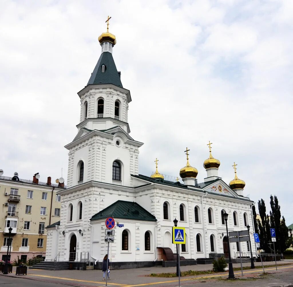 Кафедральный воскресенский собор зеленая площадь 4 фото Выставка "Воскресенский собор: из истории духовного просвещения г. Омска" - Бюдж