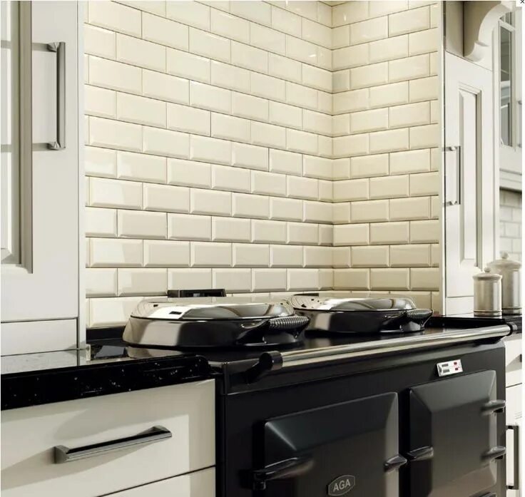 Кафель кабанчик для кухни фото в интерьере The Metro range is a very popular range of brick shaped ceramic wall tiles which