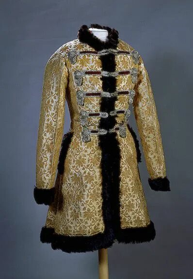 Кафтан мужской зимний в русском стиле купить Fashion and Costume History Russian clothing, Russian fashion, Fashion