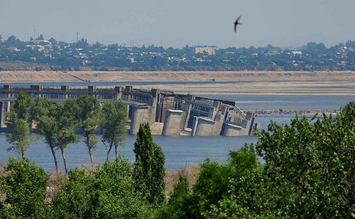 Каховское водохранилище сегодня фото 2024 Число погибших из-за обрушения Каховской ГЭС выросло до 53 - РБК