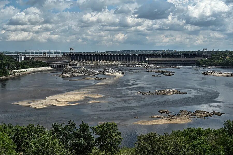 Каховское водохранилище сегодня фото 2024 год Как выглядит обмелевший Днепр спустя месяц после обрушения Каховской ГЭС - РБК