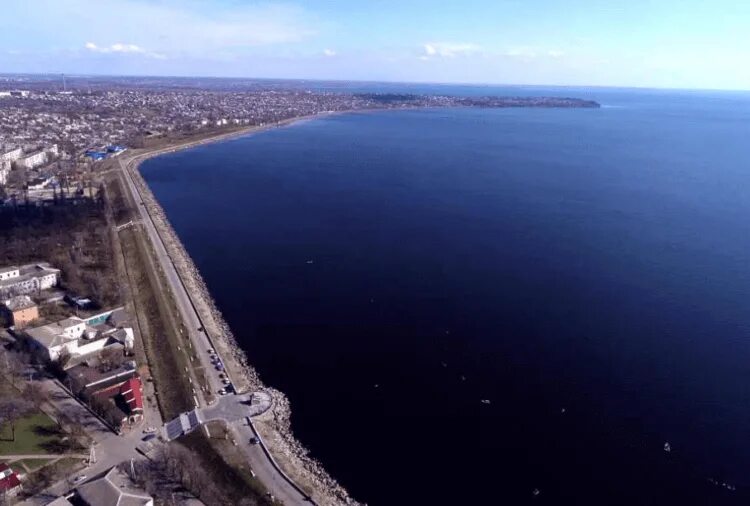 Каховское водохранилище сегодня фото никополь Каховское водохранилище - крупнейшее гидротехническое сооружение в русле Днепра 