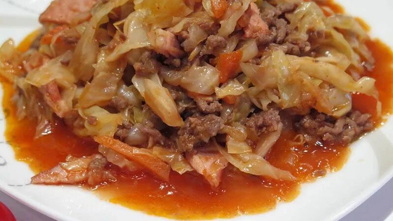 Капуста с мясом фото как потушить капусту с фаршем Капуста, Фарш, Мультиварка