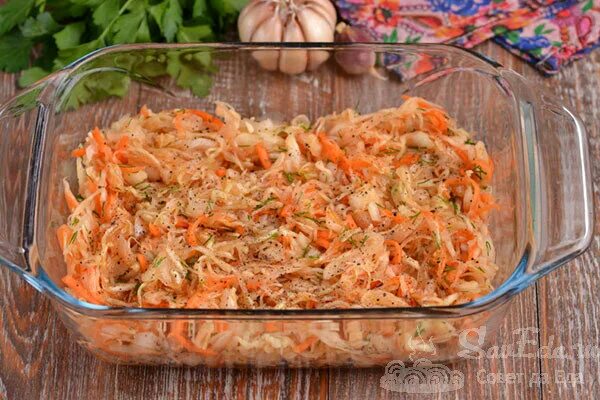 Капуста тушеная в духовке рецепты фото Тушеная капуста с курицей в духовке Совет да Еда Дзен