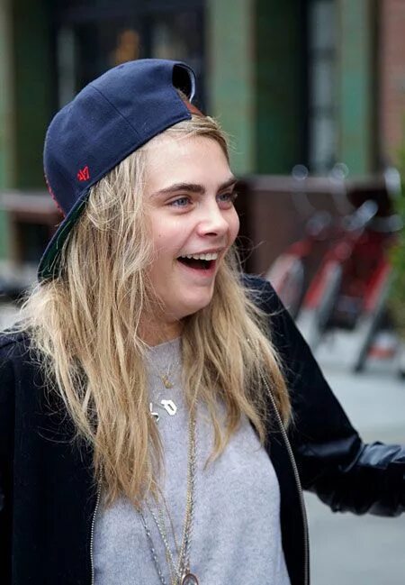 Кара без макияжа The Many Funny Faces of Cara Delevingne Hint Fashion Magazine Cara delevingne wi