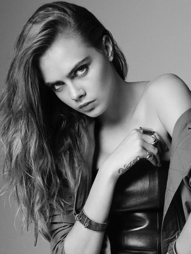 Кара фото Pin by marios R on Cara Delevingne in 2020 Cara delevingne, Cara, Cara delevigne