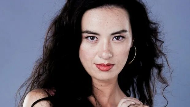 Кара ги фото Q&A: Cara Gee plays "dream role" as gun-toting Métis cowgirl CBC News