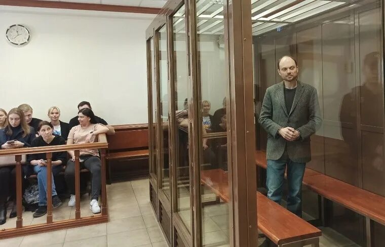 Кара мурза фото Британия ввела санкции против россиян, причастных к приговору Кара-Мурзе - NEWS.