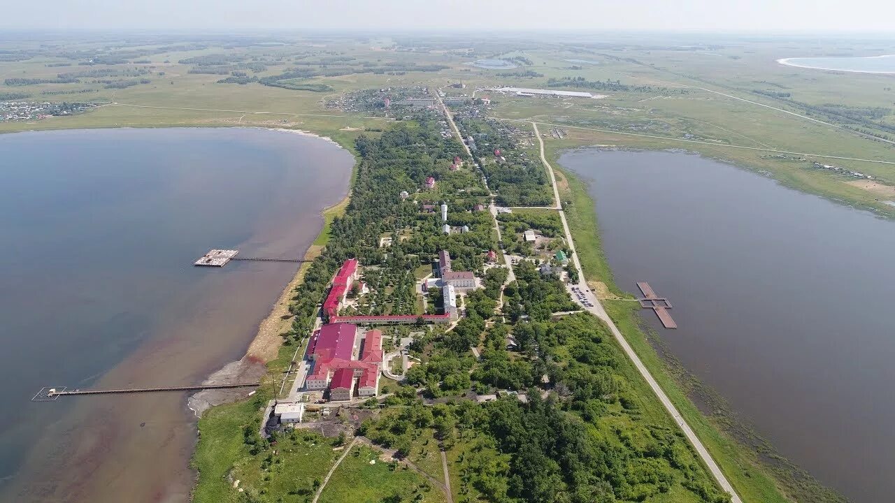 Карачи озеро поселок фото Озеро Карачи. Полёт над курортом - YouTube