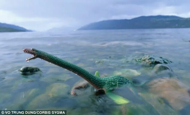 Карадагский змей фото The Loch Ness monster is nothing more than BUBBLES: Italian scientist claims Nes