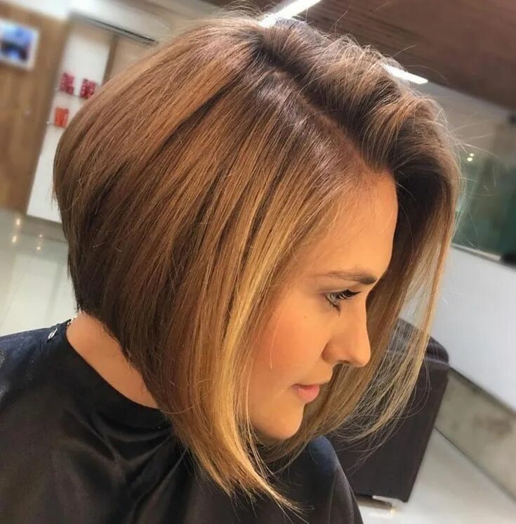 Карамельное каре фото Brown Angled Side Part Bob Bob hairstyles, Long bob hairstyles, Graduated bob ha