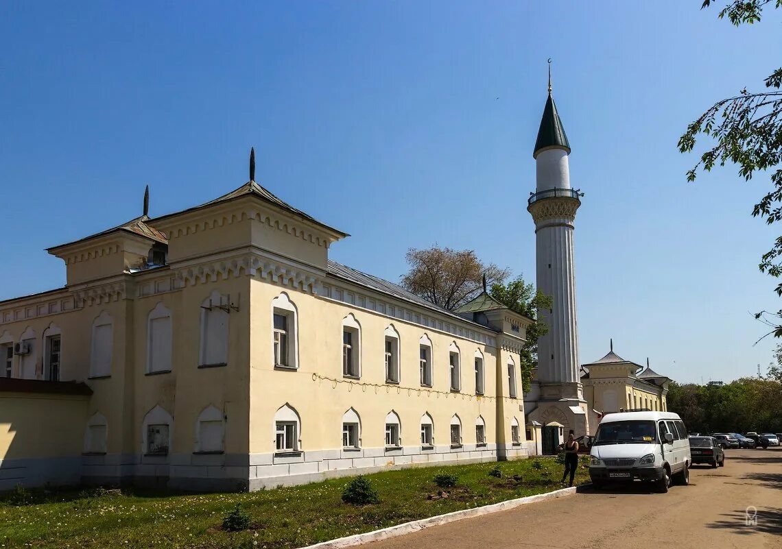 Караван сарай оренбург фото Прогулка по Оренбургу: неоготика, башкирское наследие и каменные скульптуры мезо