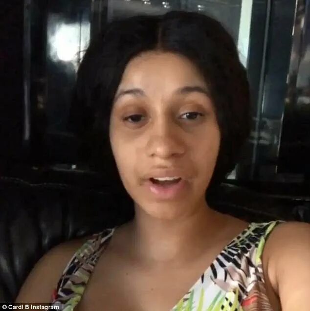 Карди би фото без макияжа Cardi B goes makeup-free to reveal she locked herself in the studio while sick t