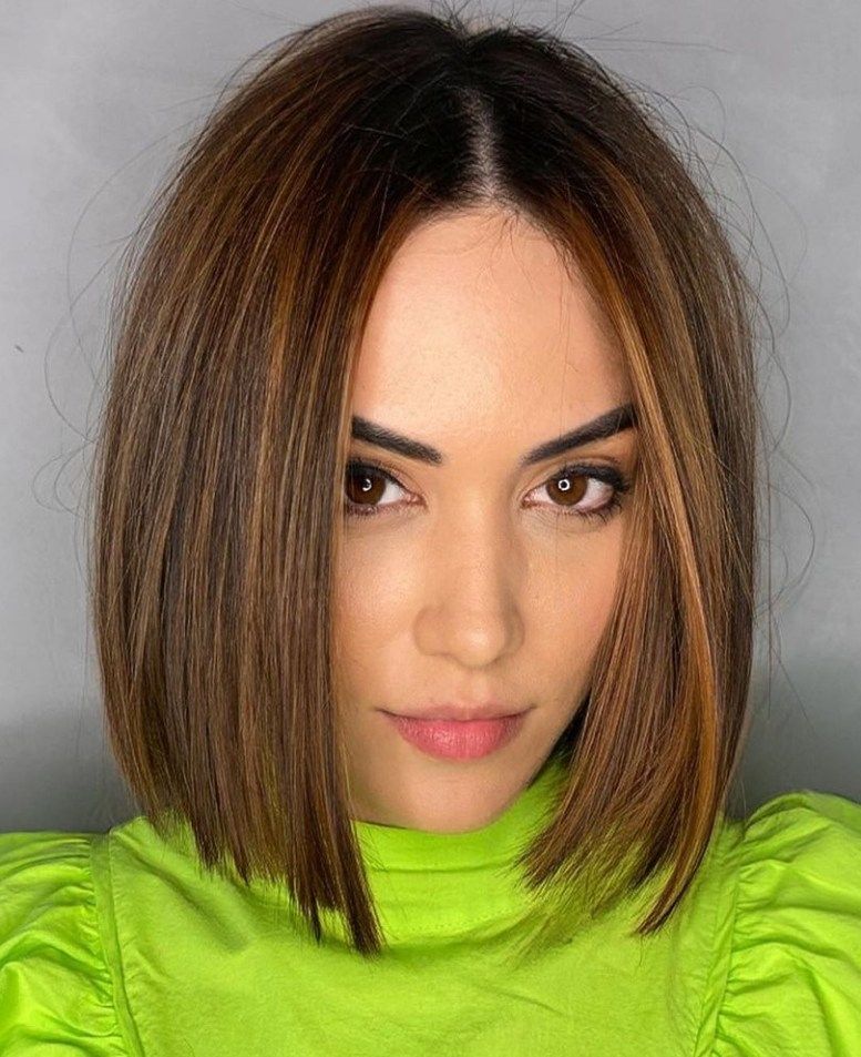 Каре 2023 стрижка 40 Trendiest Short Brown Hairstyles and Haircuts to Try Bob frisuren mittellang 