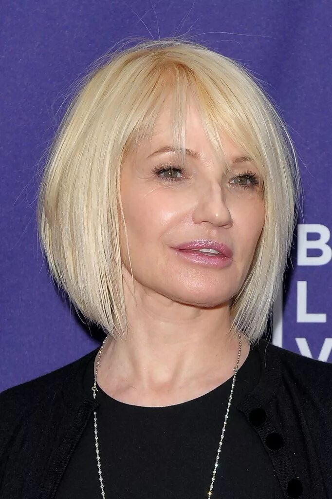 Каре 50 лет фото Ellen Barkin Bob Short bob hairstyles, Cool hairstyles, Hairstyles for thin hair