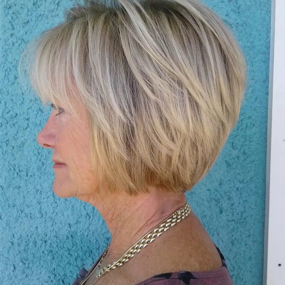 Каре 60 фото стрижка Rock Paper Scissor Salon on Instagram: "Graduated bob haircut with Goldwell colo